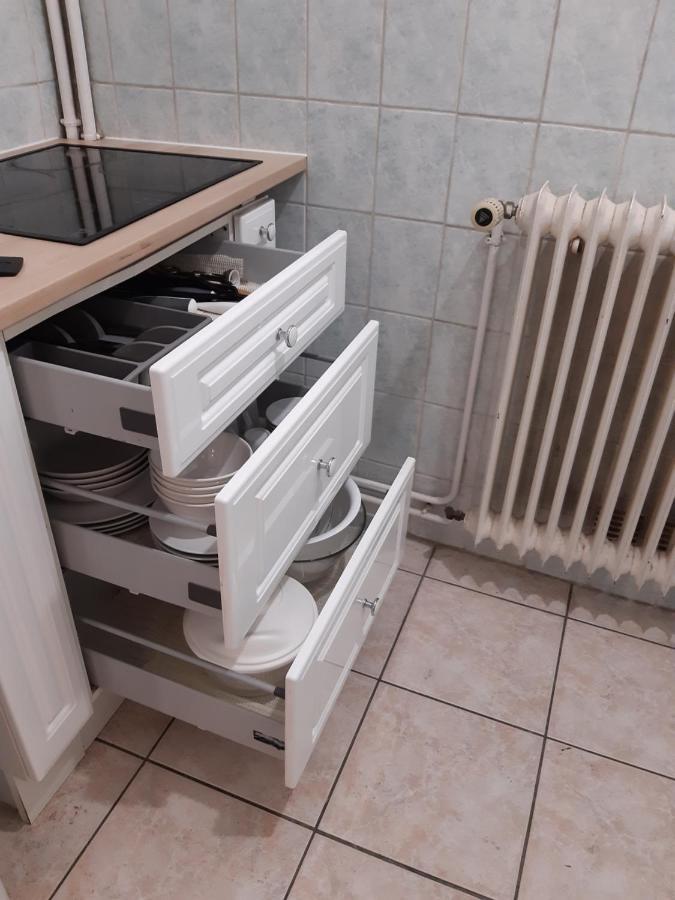 Appartement AAD1 Clamart 200 m du Tramway T6 st pavé blc avec cuisine séparée Exterior foto